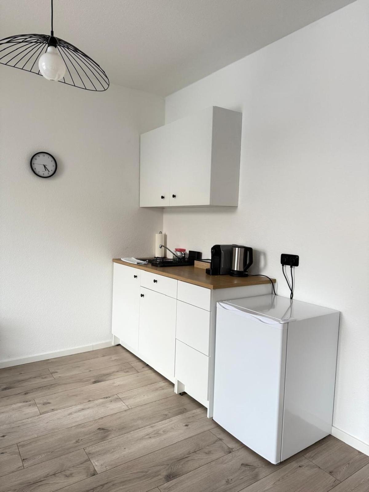 Raha Apartments - Modernes Studio-Apartment - Hbf - Gratis Parkplatz Ερφούρτη Εξωτερικό φωτογραφία