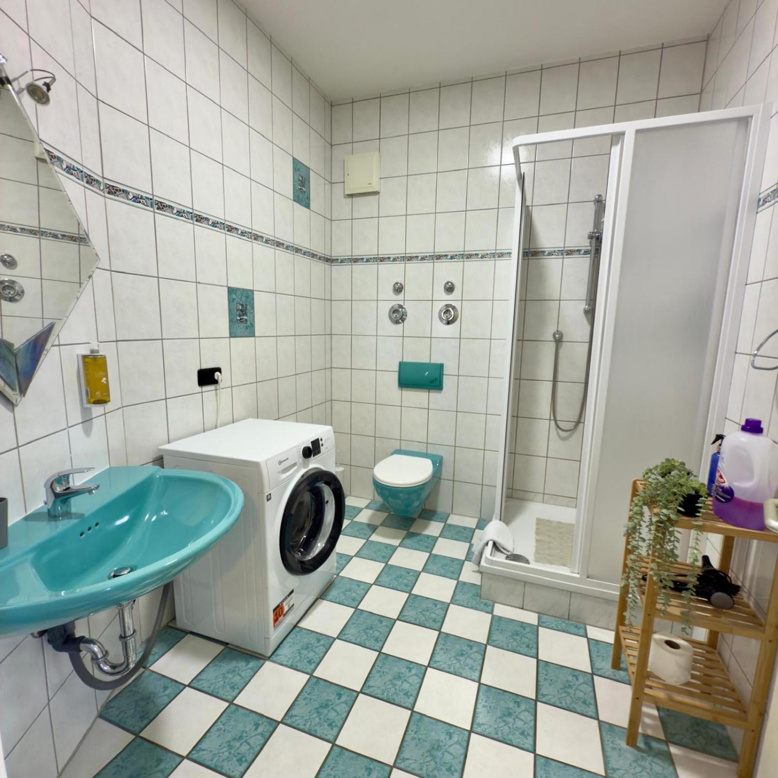 Raha Apartments - Modernes Studio-Apartment - Hbf - Gratis Parkplatz Ερφούρτη Εξωτερικό φωτογραφία